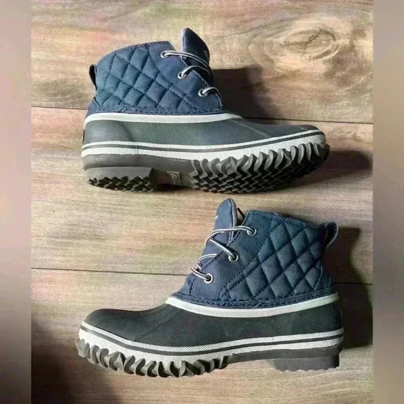 Eddie Bauer Women's Hunt Pac Mid Boots - Fabric - Picture 10 of 14